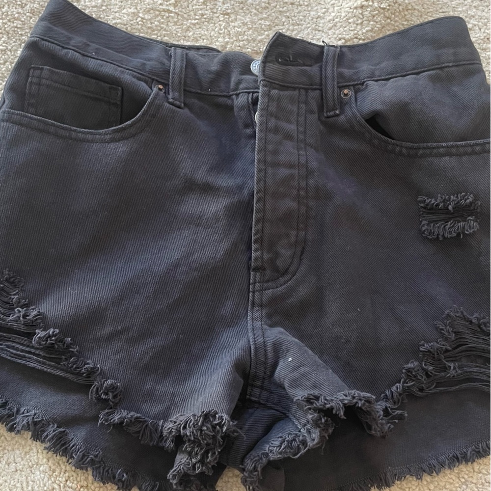 NWOT: Pacsun Black Jean Shorts - Size 26